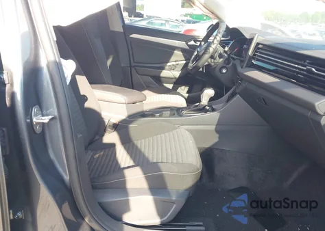 2025 Volkswagen Jetta 1.5T S из США, поврежденный, VIN 3VW5X7BU7SM079898